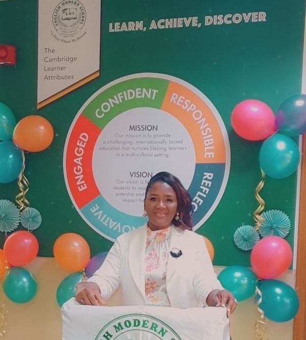 Omolola_podium