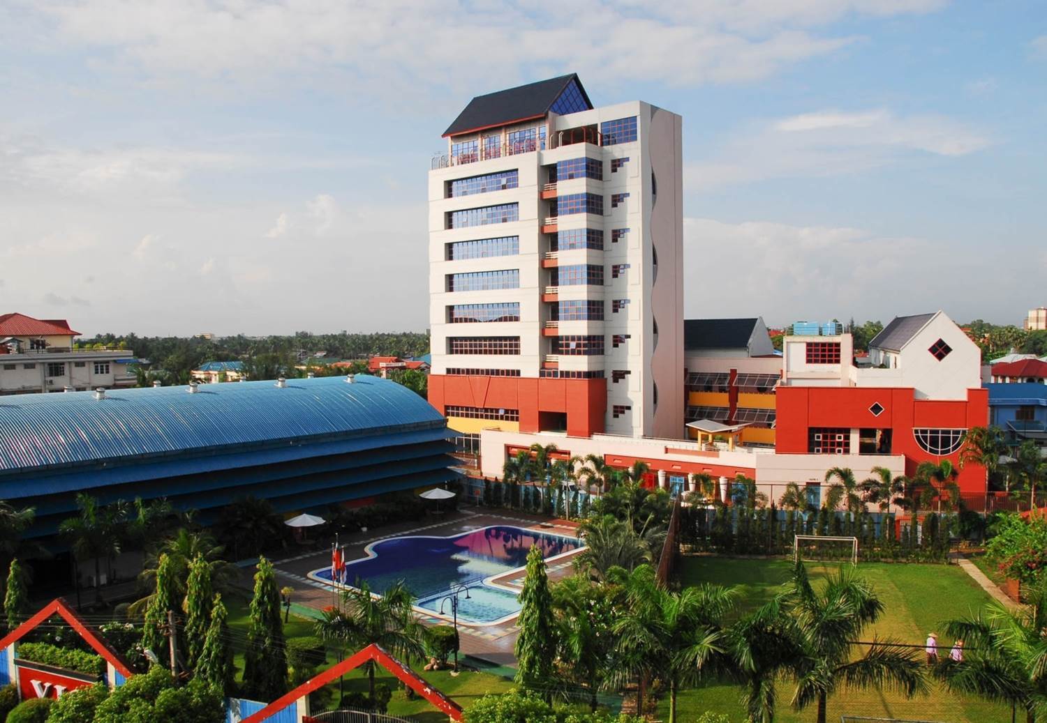 Yangon International School