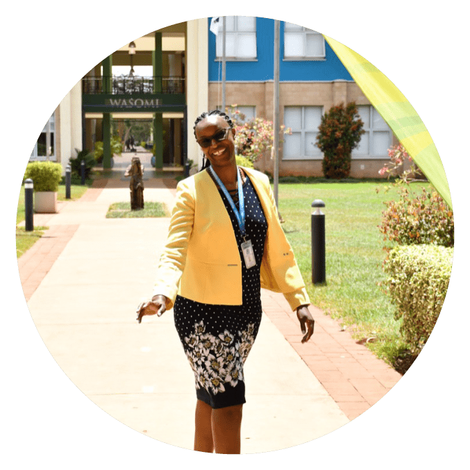 edurecruit MAIN_image_leadership-2